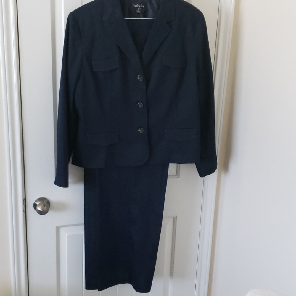 Women's pants suit